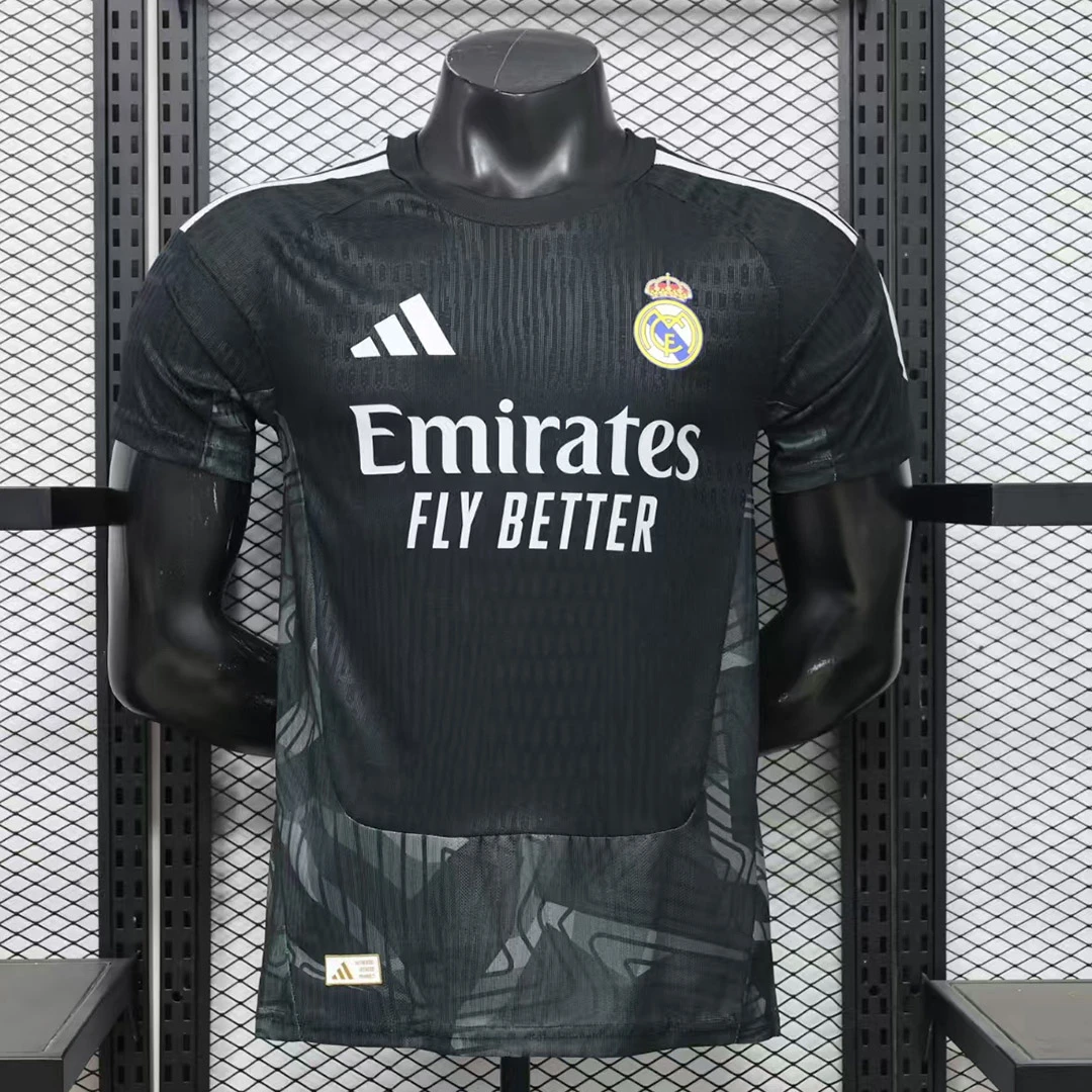 26/27 Real Madrid Goalkeeper Player Version Soccer Jersey