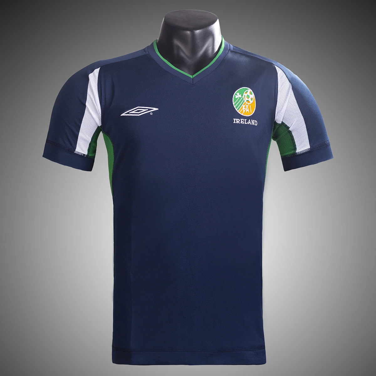 2002 Ireland Third Retro Soccer Jersey