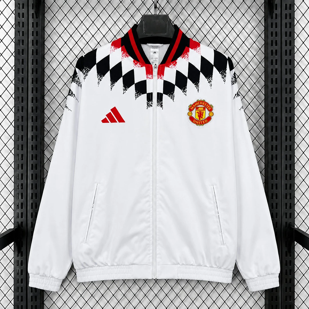 26/27 Manchester United Stadium Track Top White Windbreaker