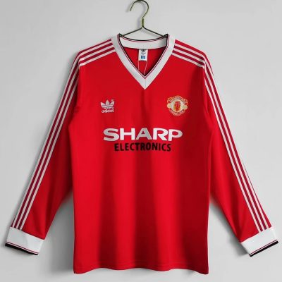 82-83 Manchester United home long sleeve