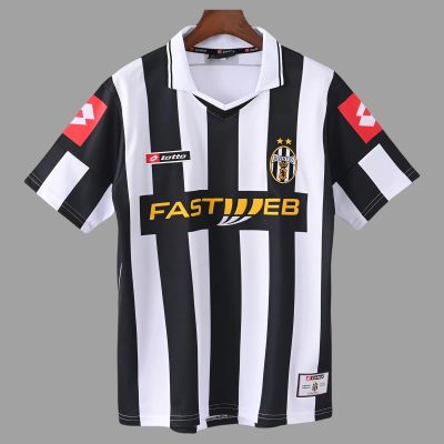 01/02 Juventus Home Retro Soccer Jersey