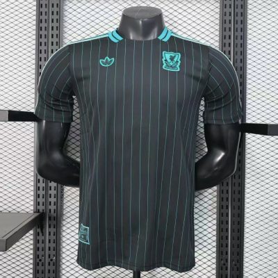 25/26 Liverpool Terrace Icons Black Shirt