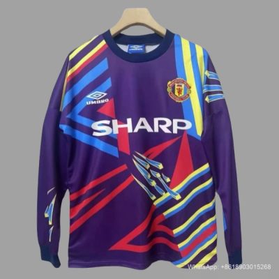 92/93 Manchester United Goalkeeper Purple Soccer Jersey