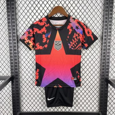 2026 USA Travel Hollywood Kids Shirt Size 16-28