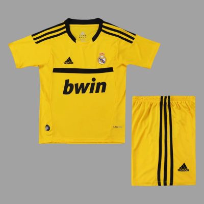 11/12 Real Madrid Goalkeeper Yellow Kids Retro Soccer Jersey Size 16-28